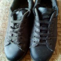 Scarpe tipo ginnastica