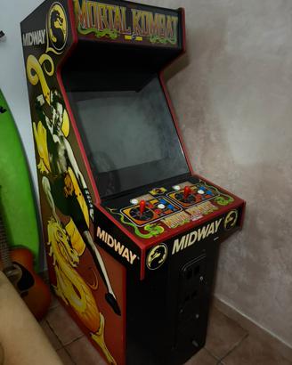 Arcade cabinato Mortal Kombat