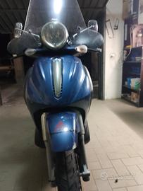 Beverly 500