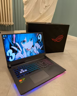ASUS ROG Strix G17 RTX 4070 / Ryzen 9