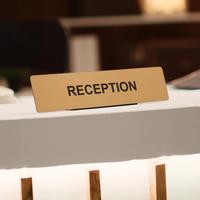Receptionist Turnante (con lingua Inglese)