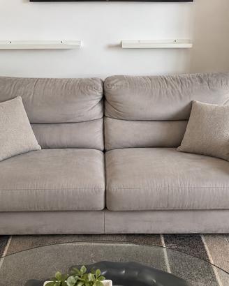 Divano Poltronesofà in tessuto grigio chiaro