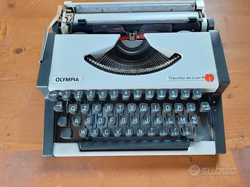 Macchina da scrivere