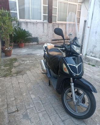 Honda sh 150 (2003)
