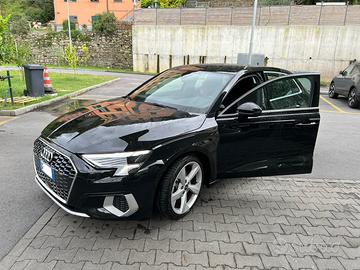 Audi A3 Sportback 1.5 TFSI Business Advanced