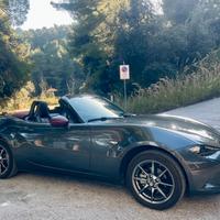 Mazda MX-5 Cherry Limited Edition nº 60/71