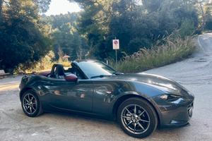 Mazda MX-5 Cherry Limited Edition nº 60/71