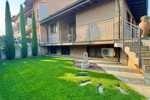 Villa di 200 m² con 3 locali e box auto doppio a R