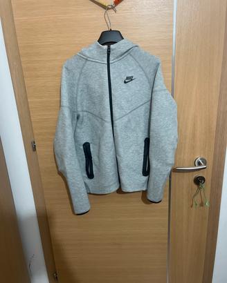 Nike Tech Fleece Grigia