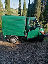 Ape 50 con cassone chiuso