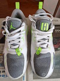 NIKE JORDAN 