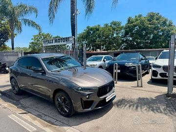 MASERATI LEVANTE MHEV 330 CV AWD GT