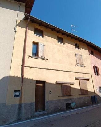 Immobile in asta di 63 m² con 2 locali a Valbrona
