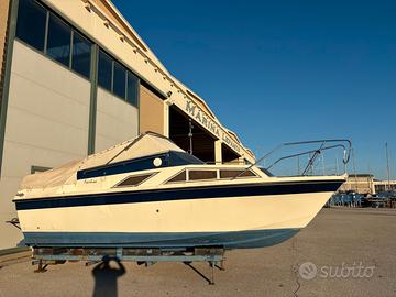 Barca cabinato Fairline 230 Volvo