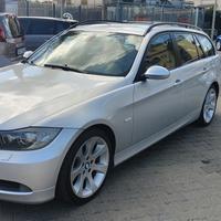 Bmw 320 320d cat Touring Futura da vetrina