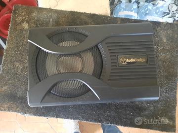 sub amplificato da bagagliaio o sotto sedile