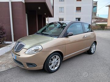 Lancia Ypsilon 1.4 in pronta consegna Ok per neo p