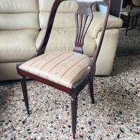 Sedie vintage imbottite rivestite in raso