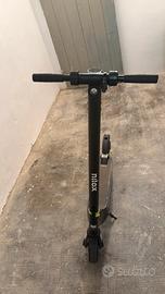 Monopattino elettrico Nilox