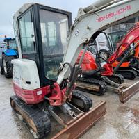 MINI ESCAVATORE TAKEUCHI TB23R