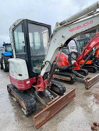 MINI ESCAVATORE TAKEUCHI TB23R