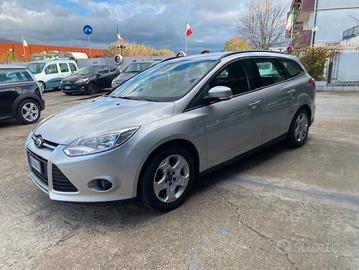 Ford Focus 1.6 120 CV GPL SW Titanium