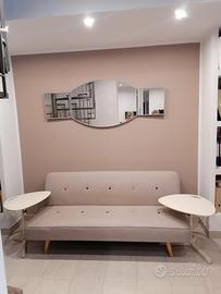 divano specchio tavolini