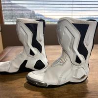 Dainese Torque D1 out 44