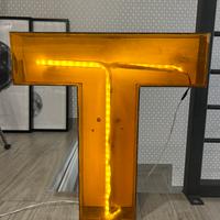 Letteta T luminosa vintage