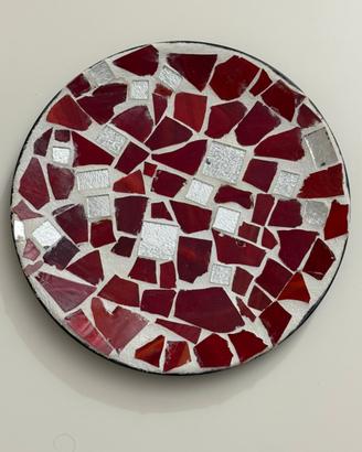 Piatto decorativo mosaico rosso e argento 26 cm