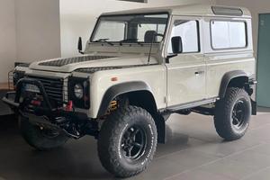 Land Rover Defender 90 2.5 Td5 Station Wagon SE