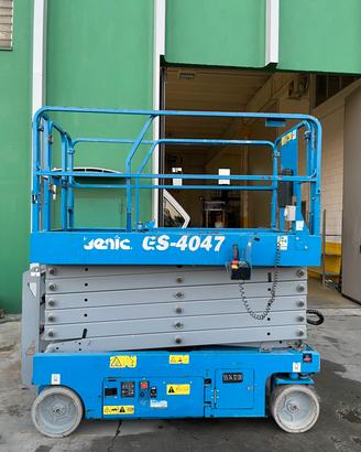 Piattaforma Aerea marca Genie, modello GS 4047