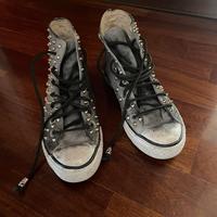 Scarpe da ginnastica con borchie