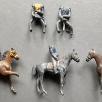 Lotto soldatini a cavallo in piombo Vintage