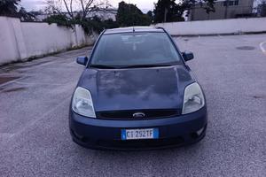 Ford Fiesta 2004