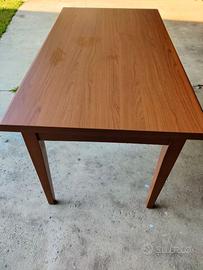 Tavolo da cucina o sala da pranzo, allungabile