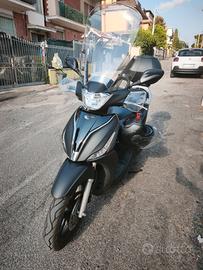 Kymco People S 125