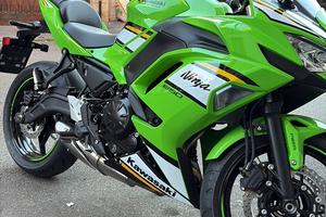 Ninja 650 2025 km 900