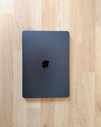 macbook air  m4 2 mesi di vita
