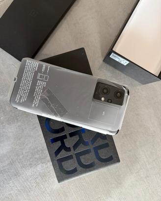 one plus da 128 GB (NUOVO) completo di tutto 