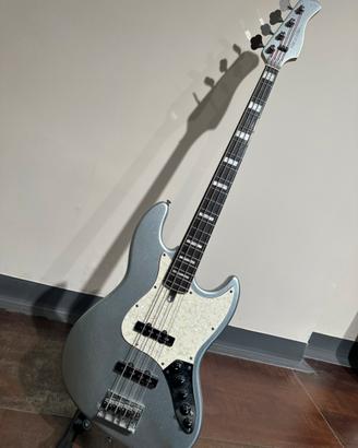 Basso elettrico Marcus Miller V7