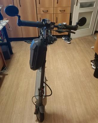 Monopattino Riceel R30
