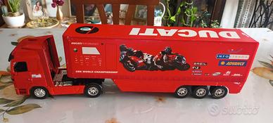 giocattoolo camion