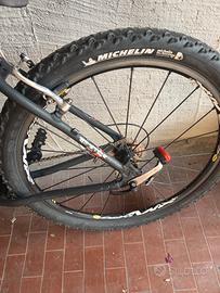 bicicletta MTB 