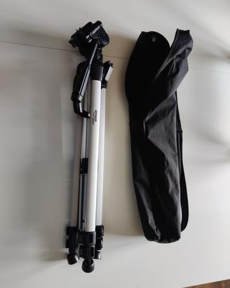 Treppiede Amazon basic 