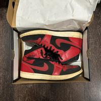 Air Jordan 1 Mid Bred (Black/Gym Red)