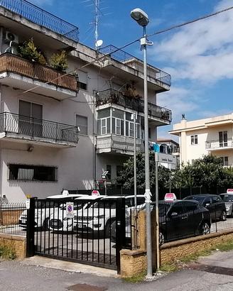 Magazzino 20mq più piazzale di 200mq
