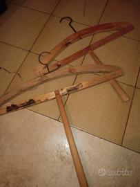 grucce appendiabiti in legno vecchio stile utilizz