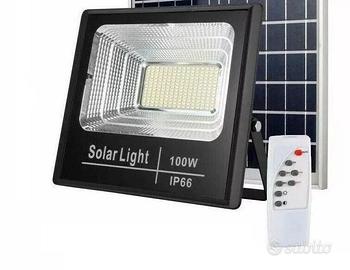 faro led con pannello solare 100 watt 