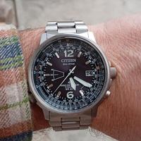 CITIZEN PILOT SUPER TITANIUM radiocontrollato 200m